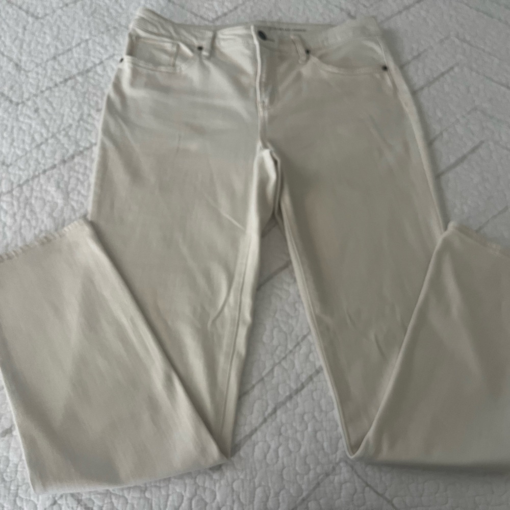 Chico’s So Slimming Girlfriend Slim Leg Ankle Jean, 6Tall,Cream/Almond
